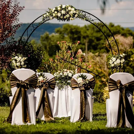 Pilisi Lovas Major, Bed & Breakfast