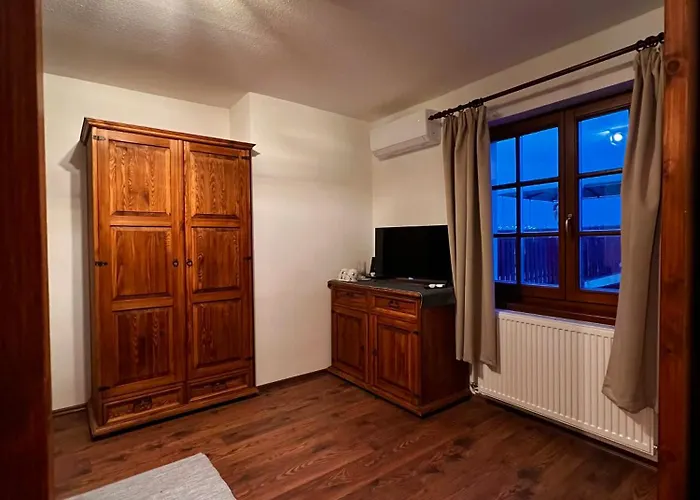 Pilisi Lovas Major, B&B Dorog